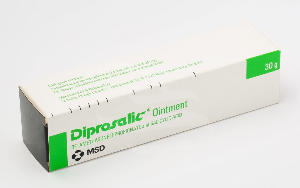 Diprosalic alamal group